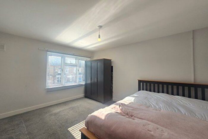 1 Bedroom Property To Rent In Sewardstone Street, Waltham Abbey, EN9