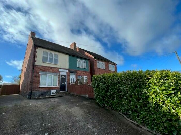 2 Bedroom Semi-Detached House To Rent In Birchmoor Road, Dordan, B78