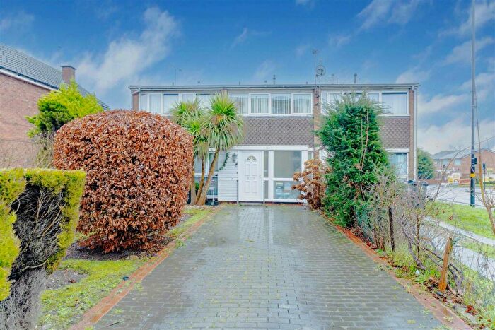 3 Bedroom Terraced House For Sale In Mossfield Road, Kings Heath, Birmingham, B14