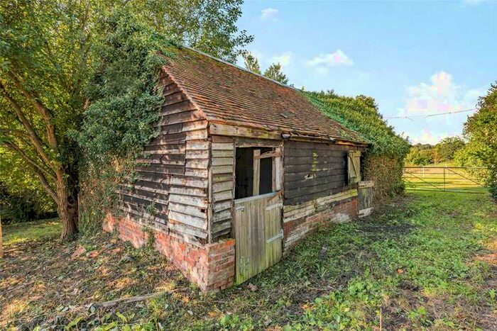 5 Bedroom Detached House For Sale In Smockham Farmhouse, Reynolds Lane, Tunbridge Wells, Kent, TN4
