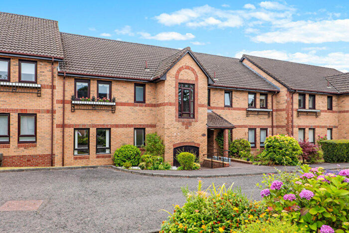 2 Bedroom Flat For Sale In Schaw Drive, Bearsden, Glasgow, G61
