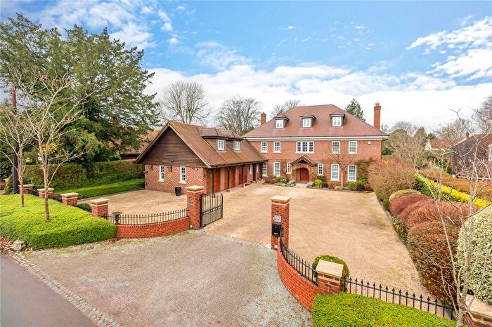 6 Bedroom Detached House For Sale In Cliff Way, Compton, Winchester, Hampshire, SO21
