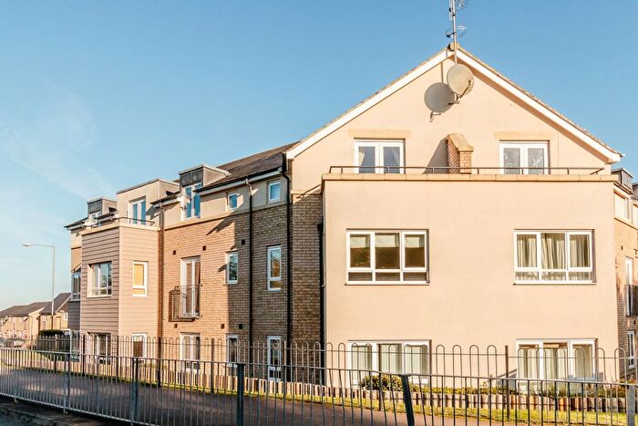 2 Bedroom Flat For Sale In Cromwell Drive, Hinchingbrooke Park, Huntingdon., PE29