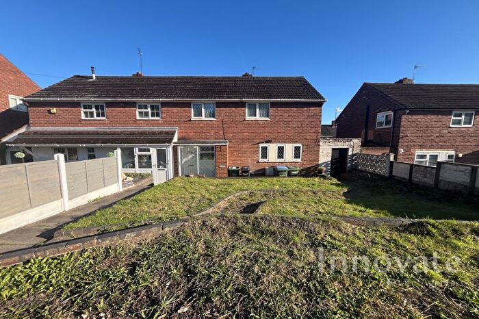 3 Bedroom Semi-Detached House To Rent In Counterfield Drive, Rowley Regis, B65