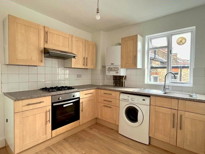 1 Bedroom Flat To Rent In Colney Hatch Lane, Muswell Hill, London, N10