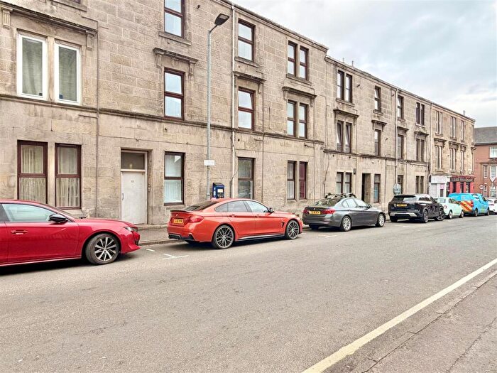 3 Bedroom Flat For Sale In Woodside Walk, Hamilton, ML3