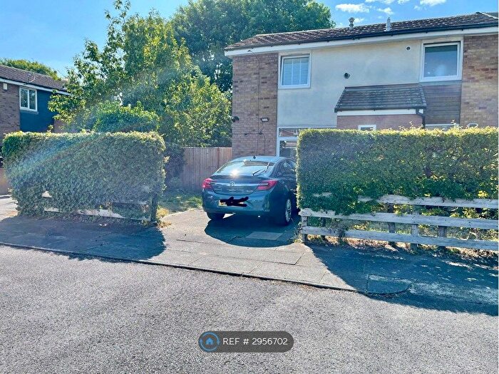 3 Bedroom Terraced House To Rent In Haydock Avenue, Sale, M33