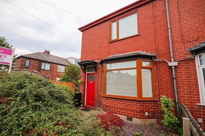 2 Bedroom Semi Detached House To Rent In Brookdale Avenue, Audenshaw, M34