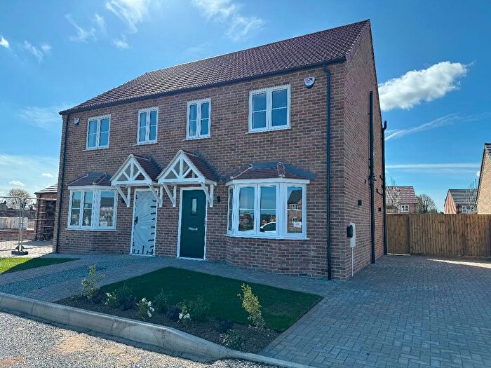 3 Bedroom Semi-Detached House To Rent In Daffodil Drive, Wisbech, PE13