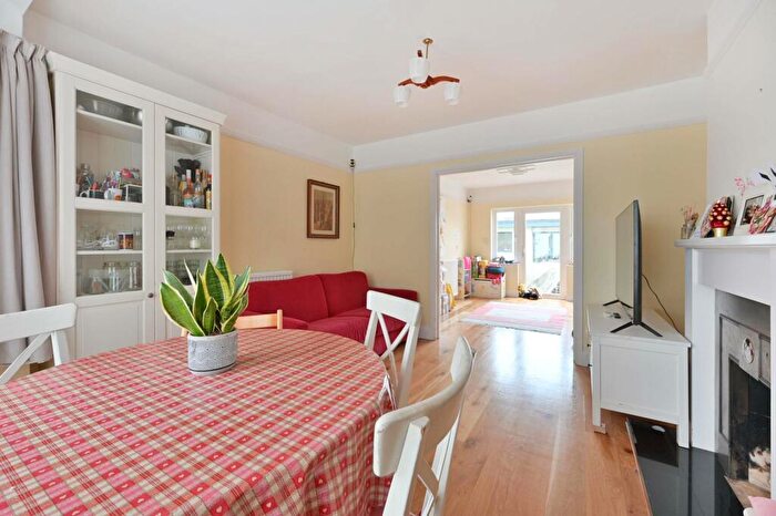 3 Bedroom Semi-Detached House To Rent In Oriental Road, Woking, GU22