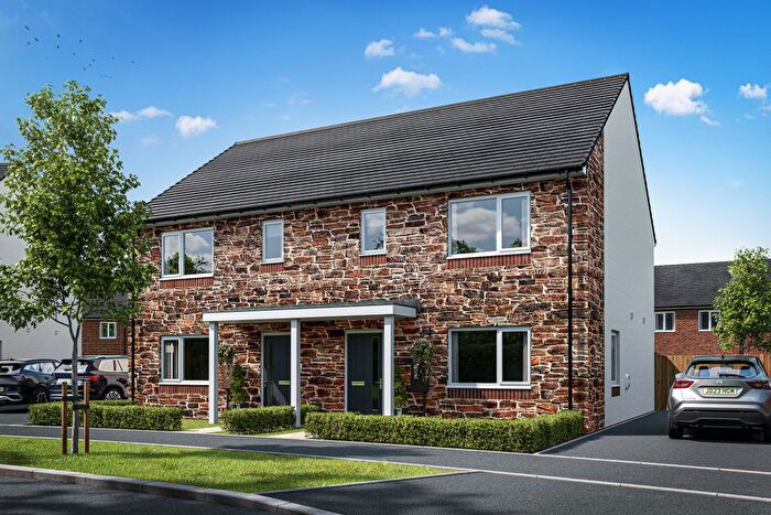 3 Bedroom Semi-Detached House For Sale In Braid Drive, Tiverton, EX16