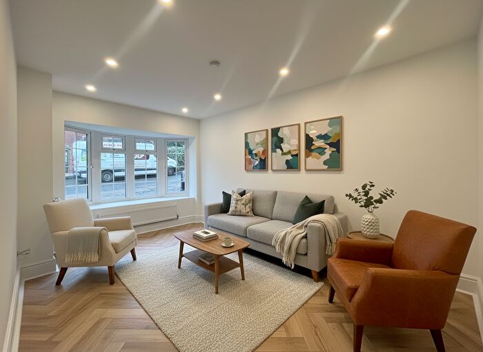 4 Bedroom Town House To Rent In Cumberland Close, Wimbledon, SW20