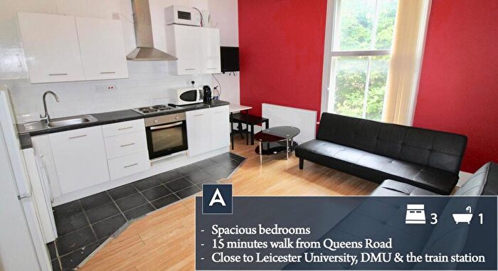 3 Bedroom Flat To Rent In New Walk, Leicester, LE1