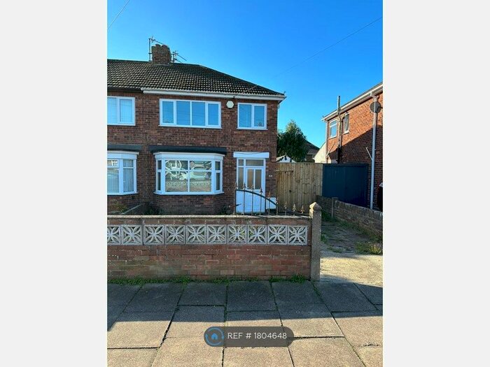 3 Bedroom End Of Terrace House To Rent In Penshurst Road, Cleethorpes, DN35
