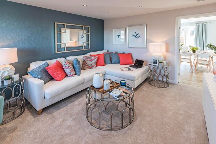 4 Bedroom Detached House For Sale In Craigs Road, Edinburgh, EH12