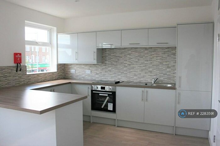 1 Bedroom Flat To Rent In Blackfen Road, Sidcup, DA15