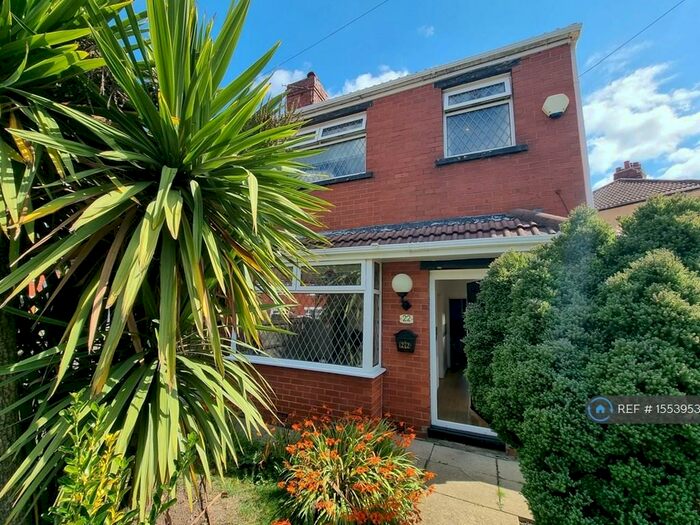 3 Bedroom Semi-Detached House To Rent In Grange Drive, Manchester, M9