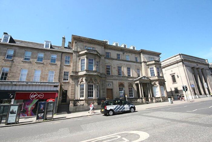 4 Bedroom Flat To Rent In Hanover Street, New Town, Edinburgh, EH2