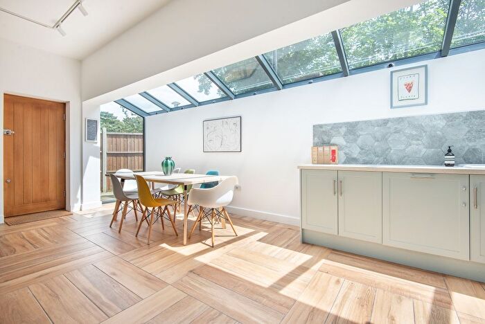 1 Bedroom Maisonette To Rent In Corkran Road, Surbiton, KT6