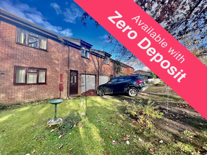 2 Bedroom Maisonette To Rent In Seward Rise, Romsey, SO51