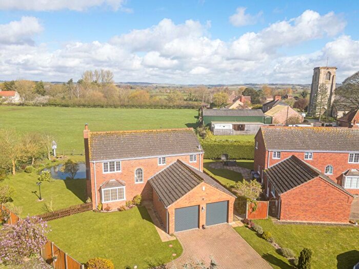 4 Bedroom Detached House For Sale In Paddock View, Stickford, PE22