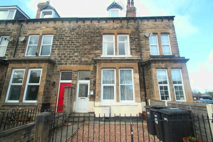 1 Bedroom Flat To Rent In Hookstone Road, Harrogate, HG2