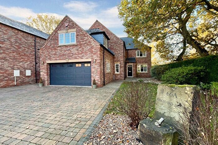 4 Bedroom Detached House For Sale In Bawtry Road, Bessacarr, Doncaster, DN4