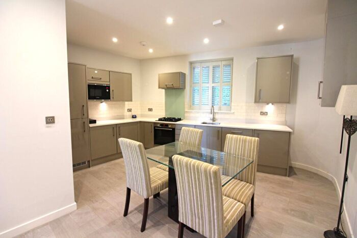 2 Bedroom End Of Terrace House To Rent In Stanley Close, Chipping Norton, OX7