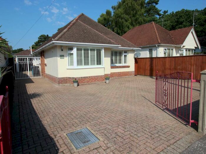 3 Bedroom House To Rent In Austin Avenue, Lilliput, Poole, BH14