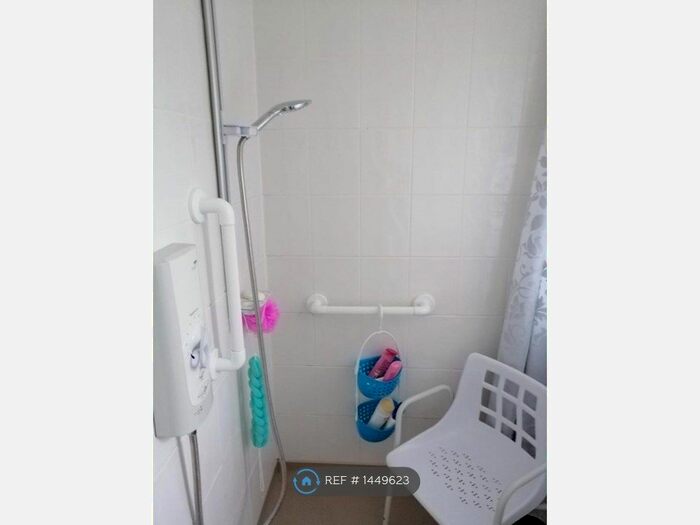 2 Bedroom Bungalow To Rent In Staines Way, Louth, LN11