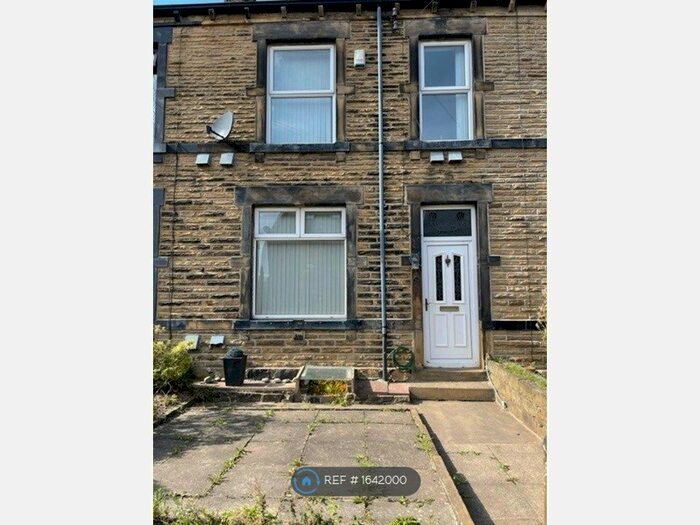 3 Bedroom Terraced House To Rent In Scotchman Lane, Morley, Leeds, LS27