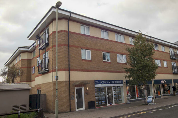 2 Bedroom Apartment To Rent In The Hampden Building, High Street, Kidlington, OX5