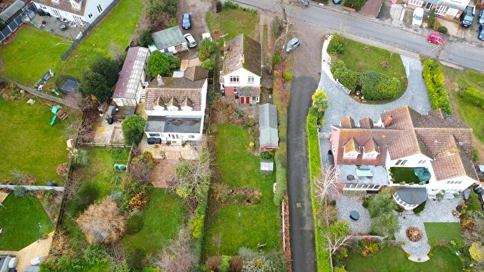 3 Bedroom Detached House For Sale In Chapel Road, Tiptree, Colchester, CO5