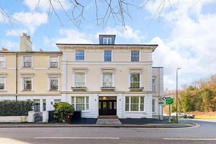 2 Bedroom Flat To Rent In Nevill Terrace, Tunbridge Wells, TN2