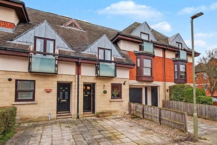 2 Bedroom Terraced House For Sale In Jackman Close, Abingdon, OX14