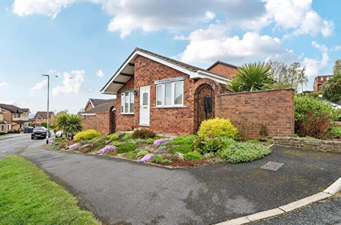 3 Bedroom Detached Bungalow For Sale In Haven Chase, Leeds, LS16