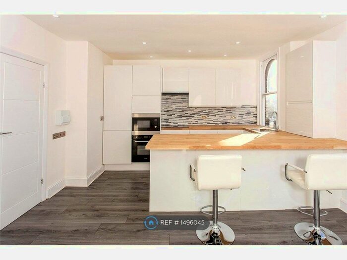 1 Bedroom Flat To Rent In Rectory Grove, Croydon, CR0