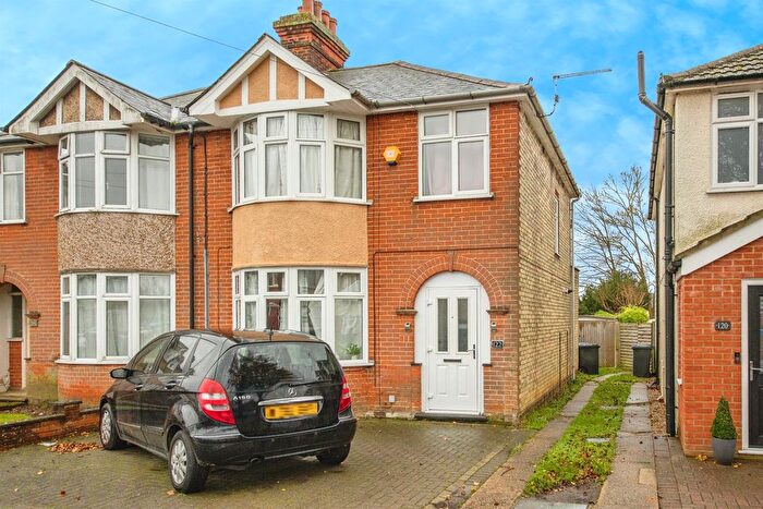 3 Bedroom Semi Detached House For Sale In Whitby Road, Ipswich, IP4