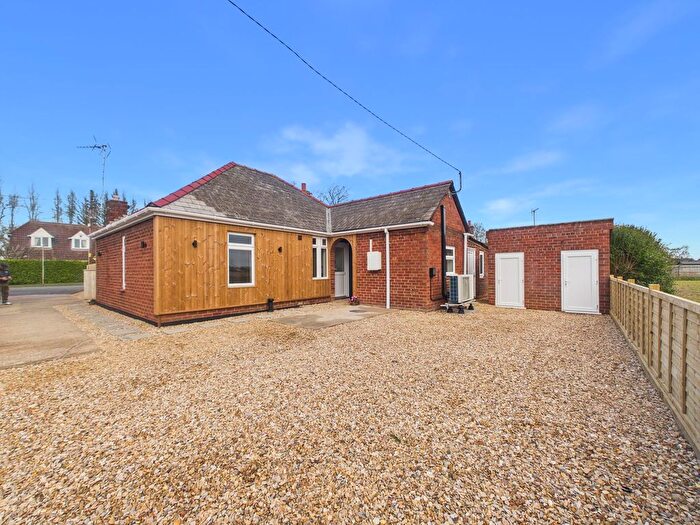 2 Bedroom Detached Bungalow For Sale In Holbeach Drove Gate, Holbeach Drove, PE12