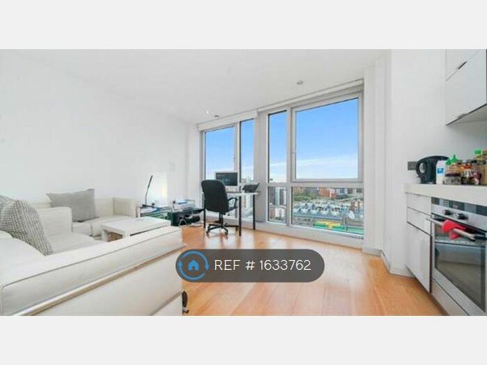 Studio To Rent In Ontario Tower, London, E14