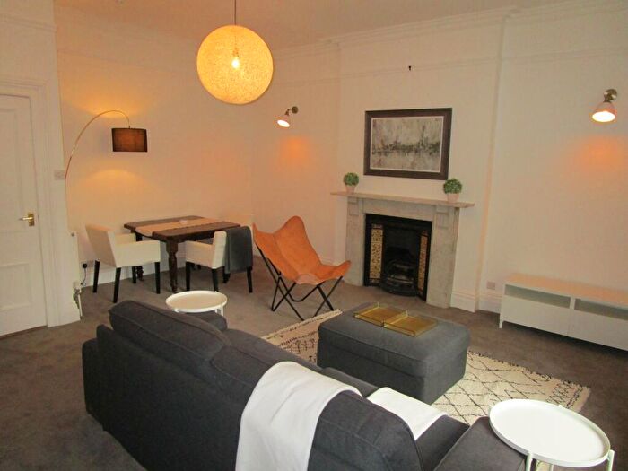 3 Bedroom Flat To Rent In St Johns Road, Clifton, Bristol, BS8