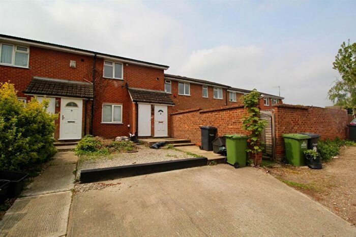 1 Bedroom Maisonette To Rent In Robertson Close, Broxbourne, EN10