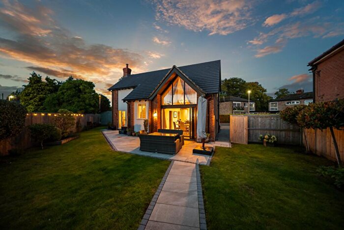 3 Bedroom Detached House For Sale In Park Lane, Hartford, CW8