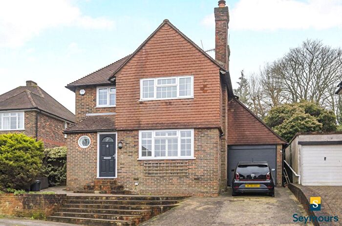 3 Bedroom Detached House For Sale In Guildford, Surrey, GU2
