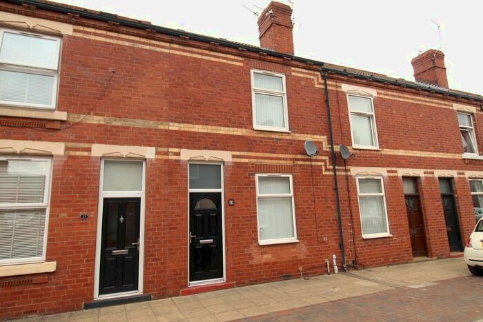 2 Bedroom Property To Rent In Hugh Street, Castleford, WF10
