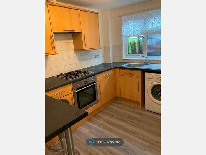 1 Bedroom Maisonette To Rent In Haydn Road, Basingstoke RG22