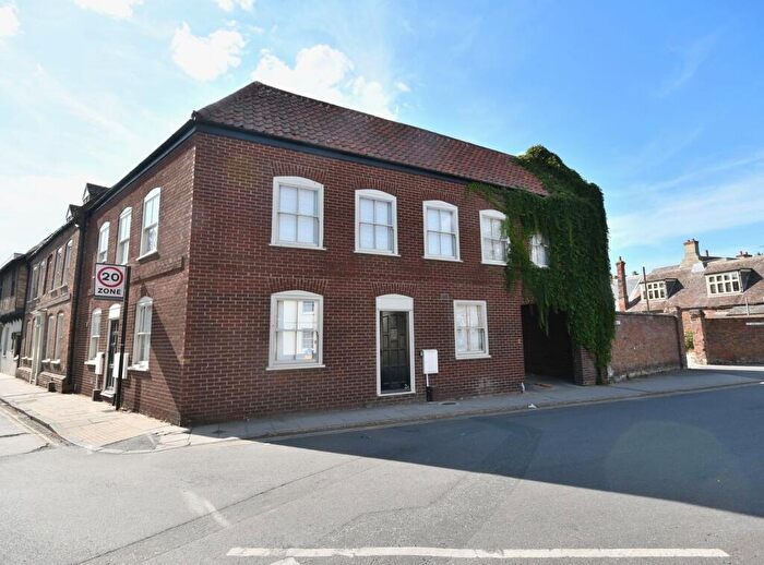 2 Bedroom Terraced House For Sale In St Nicholas Street, King's Lynn, PE30