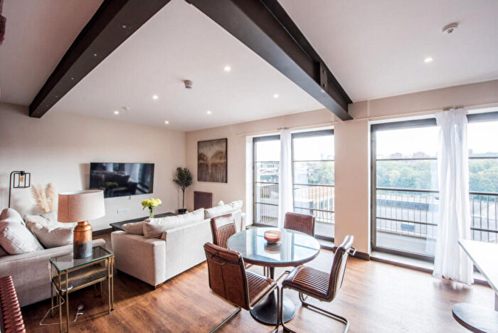 2 Bedroom Apartment To Rent In Clavering Place, Newcastle Upon Tyne, NE1