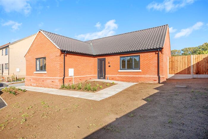 3 Bedroom Detached Bungalow For Sale In Plot, Jubilee Way, Holton, IP19