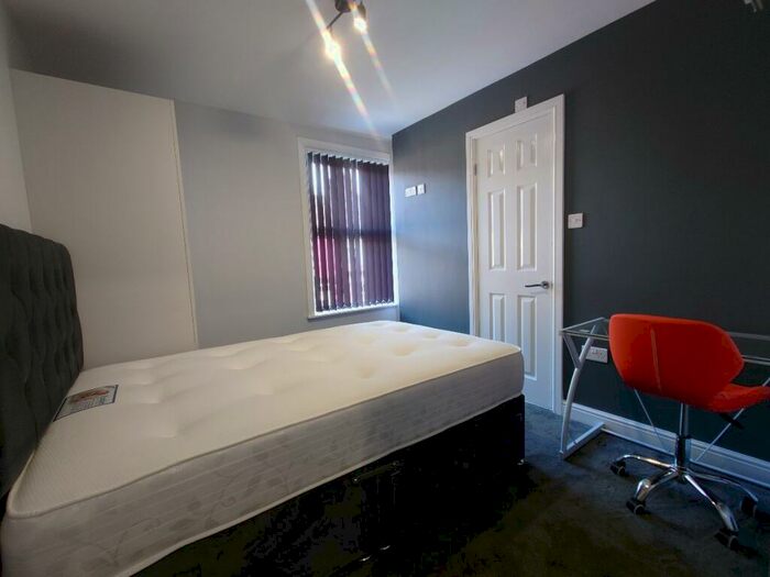 3 Bedroom Terraced House To Rent In Banner Street, Liverpool, L15